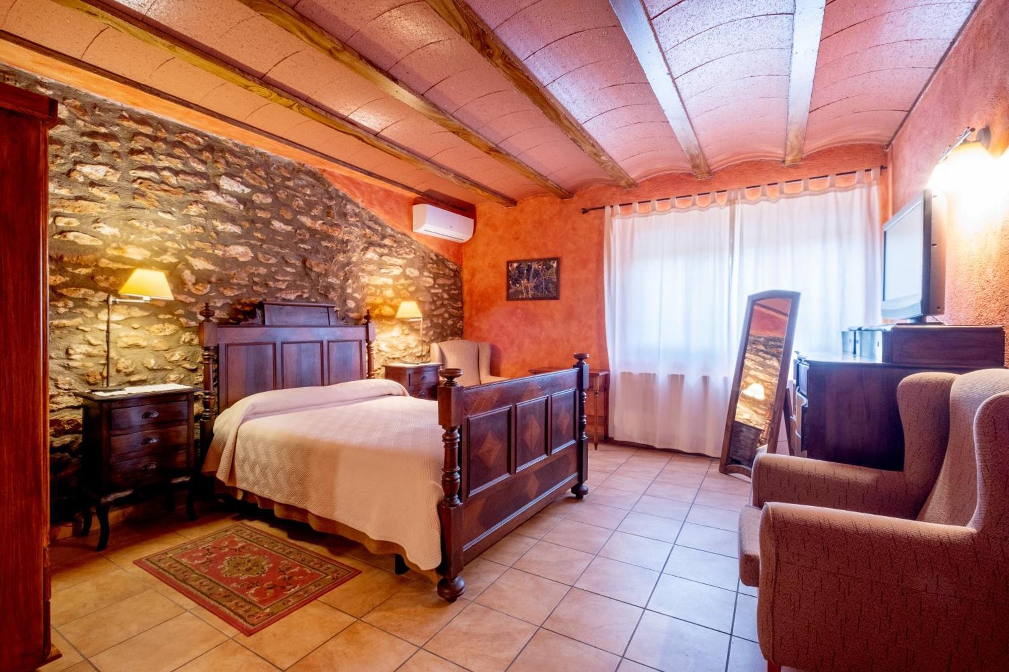 Rural Jorda Guest House Rodonya Exterior photo